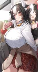 282199 B