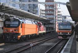 723365 B