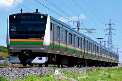 555457 B