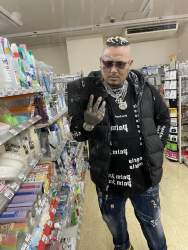 628551 B