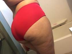 123079 B