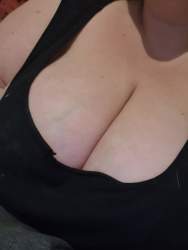 557417 B
