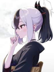 223843 B