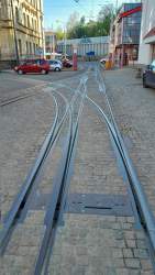 683477 B